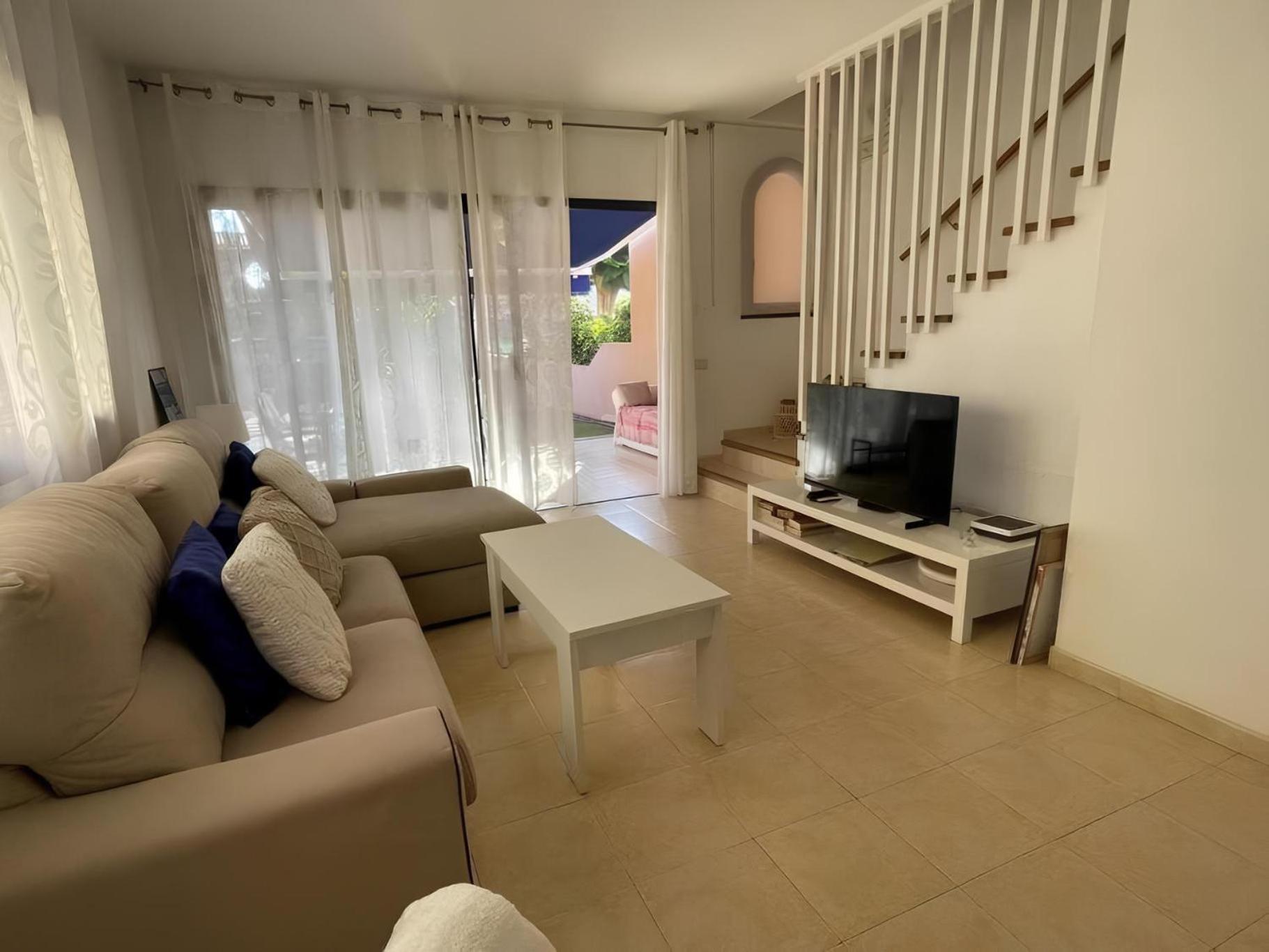 Bonita Villa Con Propio Entrada Y Con Piscina San Bartolomé Extérieur photo