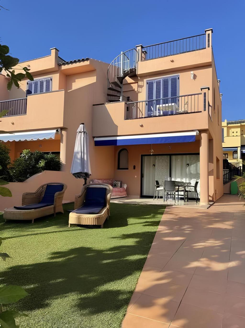 Bonita Villa Con Propio Entrada Y Con Piscina San Bartolomé Extérieur photo